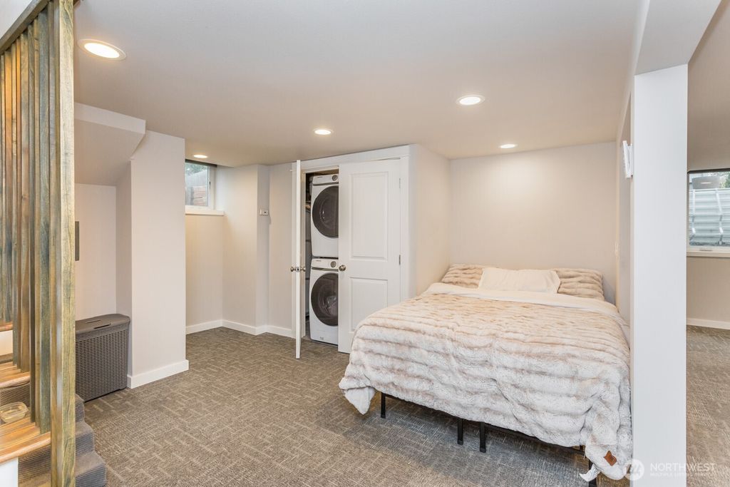 listing image 9366369588570067790