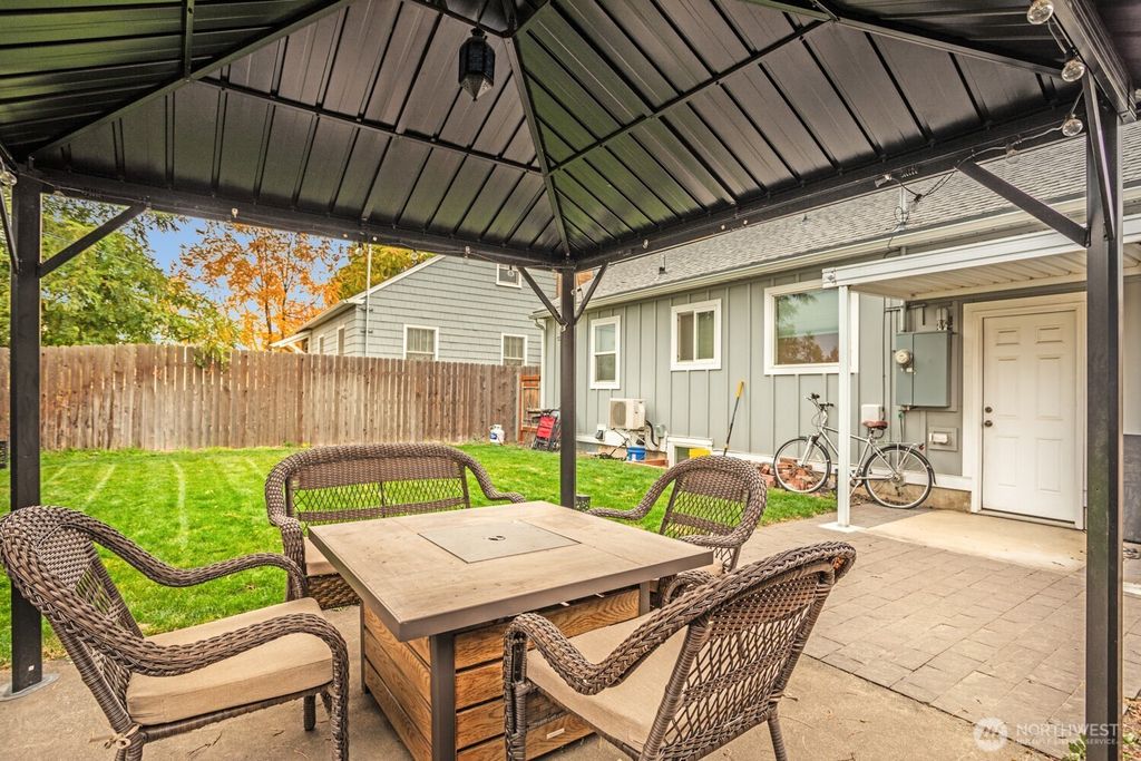 listing image 9366335676507760971
