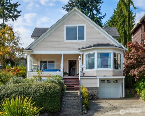 Photo of 3617 Corliss Avenue N, Seattle, WA 98103 (MLS # 2590295)
