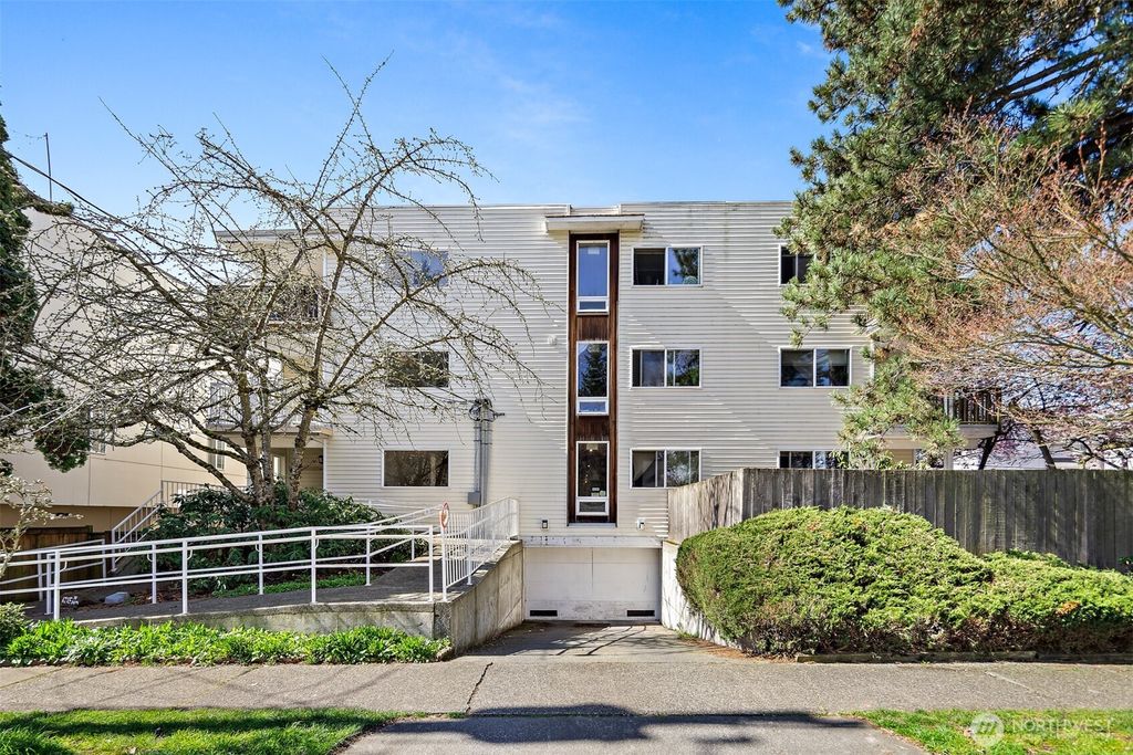 Photo of 1215 N 90th St N, Seattle, WA 98103 (MLS # 2357206)