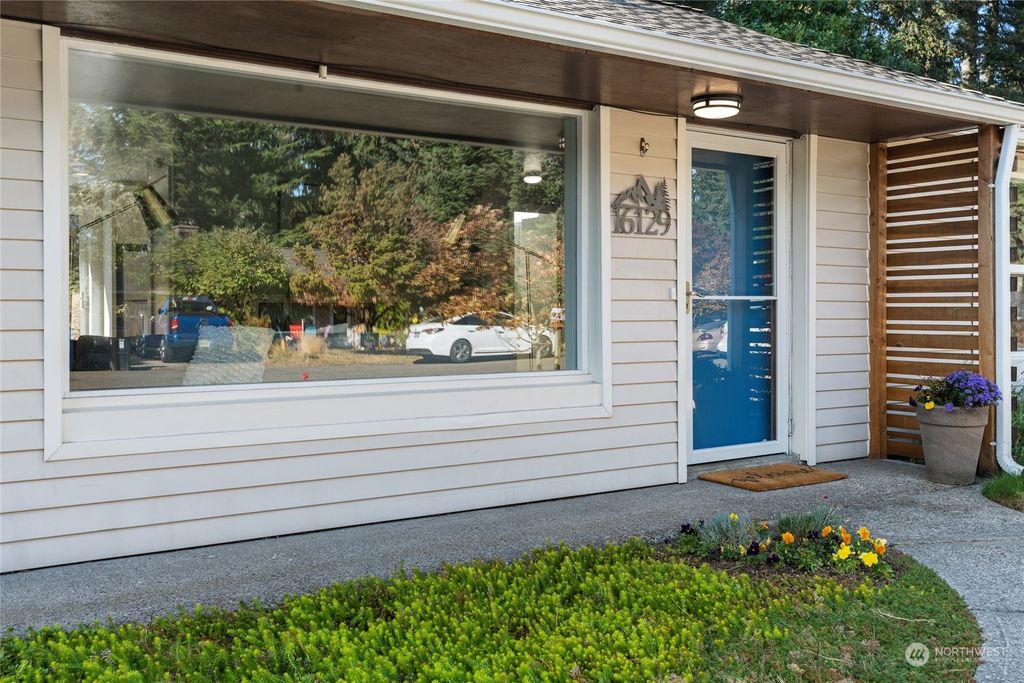 Photo of 16129 Stone Avenue N, Shoreline, WA 98133 (MLS # 2000509)