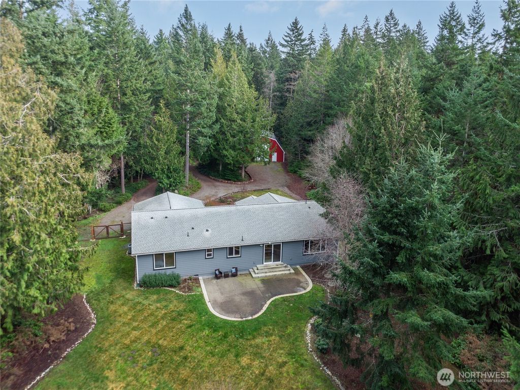 Photo of 1914 S Discovery Rd, Port Townsend, WA 98368 (MLS # 2472448)