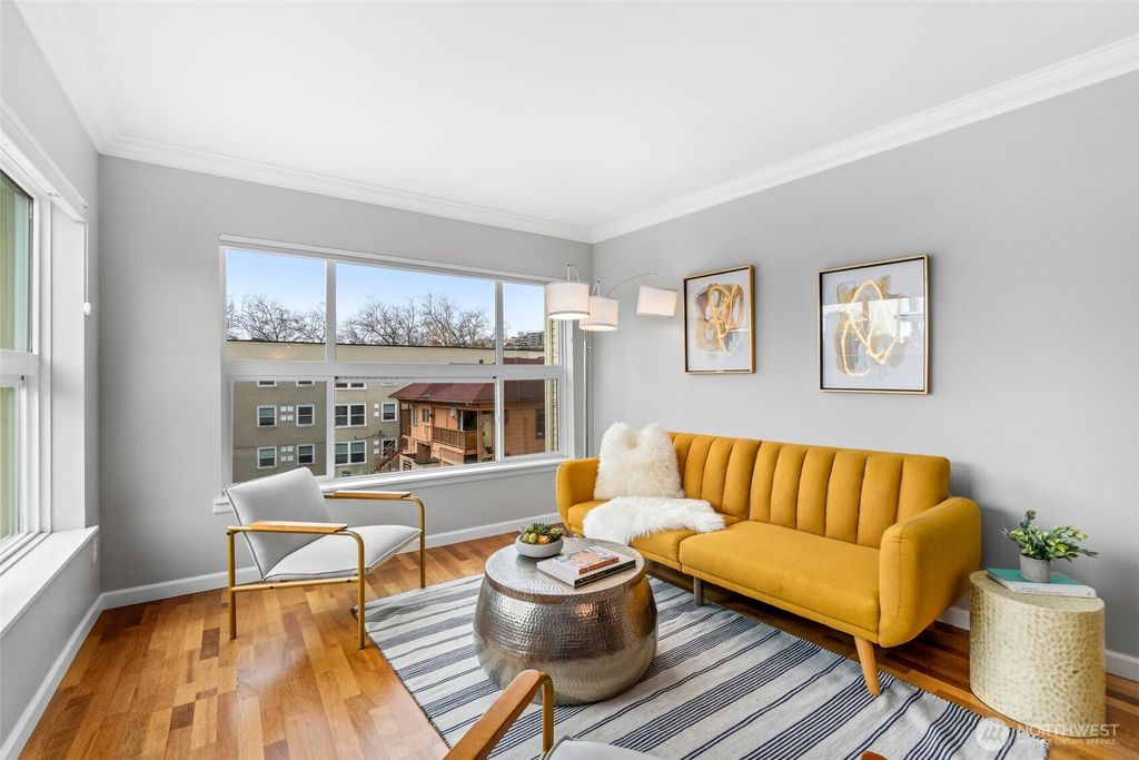 Photo of 621 5th Avenue N #403, Seattle, WA 98109 (MLS # 2490734)