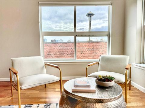 Photo of 621 5th Avenue N #403, Seattle, WA 98109 (MLS # 2490734)