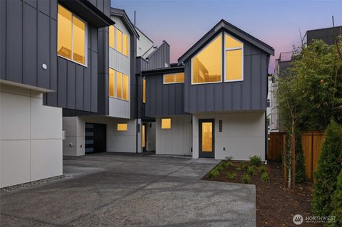 Photo of 1401 29th Avenue, Seattle, WA 98122 (MLS # 2546048)