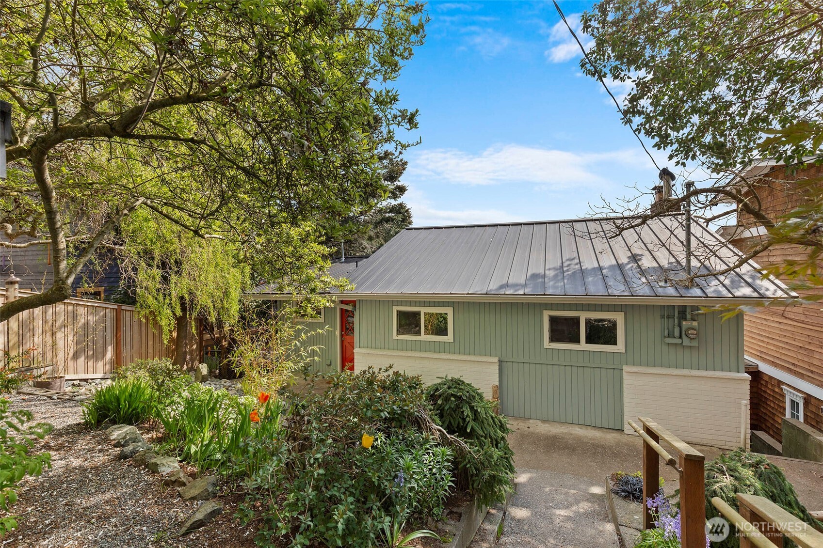 13427 N Green Street