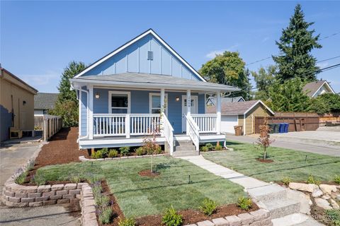 Photo of 2608 N Stevens Street, Tacoma, WA 98407 (MLS # 2425932)