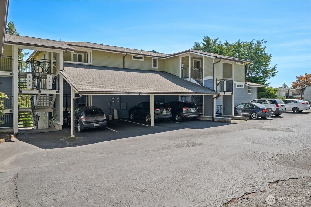 Photo of 7581 Old Redmond Rd Rd #4, Redmond, WA 98052 (MLS # 2382059)
