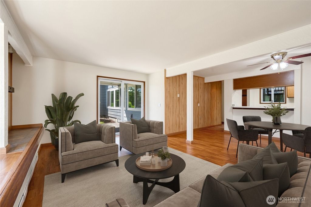 Photo of 7581 Old Redmond Rd Rd #4, Redmond, WA 98052 (MLS # 2382059)