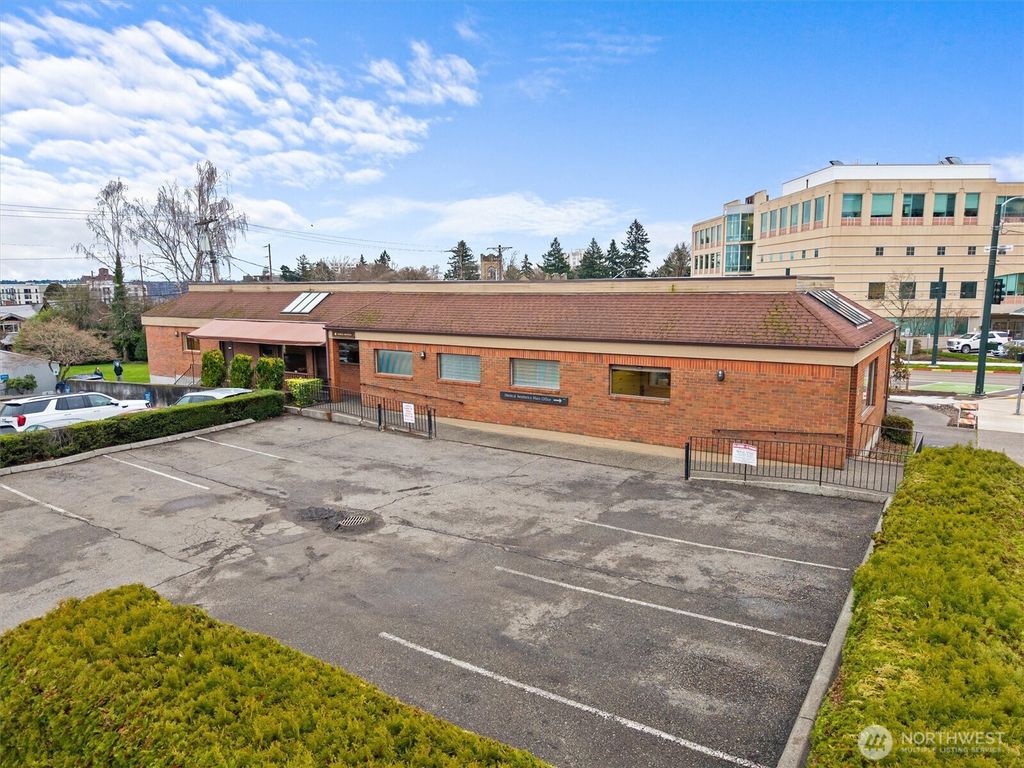 Photo of 223 N K Street, Tacoma, WA 98403 (MLS # 2469210)