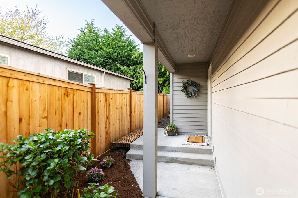 Photo of 722 N 92nd Street #1, Seattle, WA 98103 (MLS # 2383129)