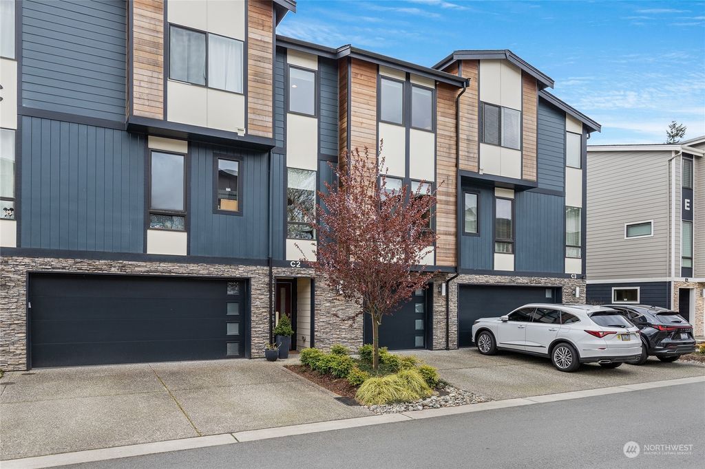 Photo of 12718 35th Avenue SE #C2, Everett, WA 98208 (MLS # 2060687)