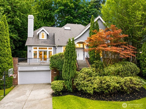 Photo of 17033 NE 108th Way, Redmond, WA 98052 (MLS # 2564185)