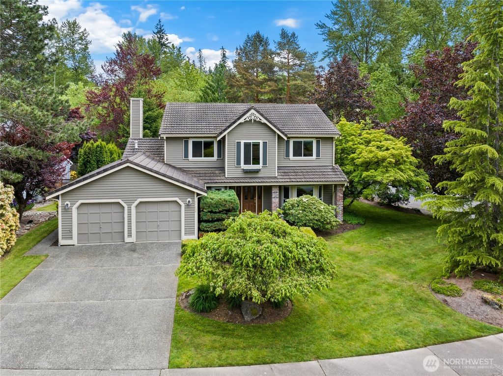 Photo of 24209 SE 45th Street, Sammamish, WA 98029 (MLS # 2410537)