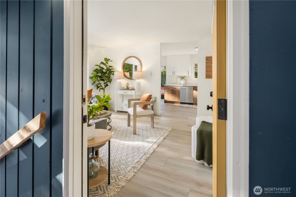 Photo of 7506 13th Avenue SW, Seattle, WA 98106 (MLS # 2358670)