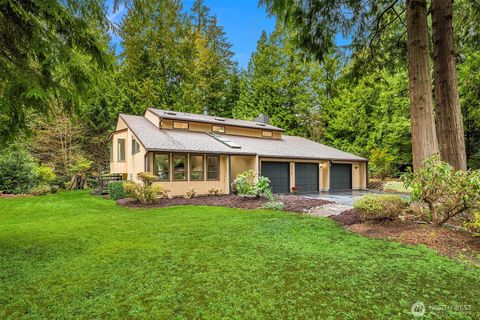 Photo of 13716 50th Avenue W, Edmonds, WA 98026 (MLS # 2507900)