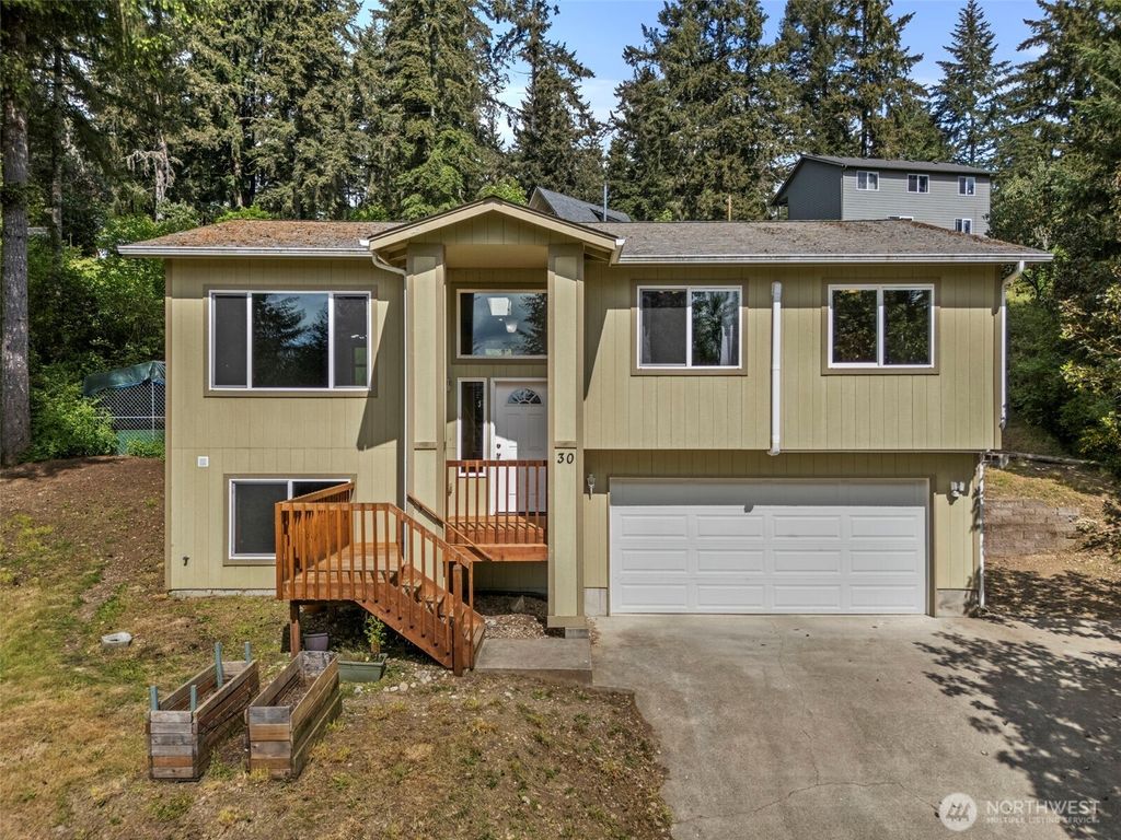 Photo of 30 NE Pirates Den Road, Belfair, WA 98528 (MLS # 2520591)