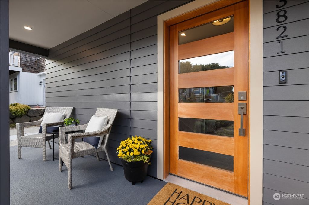Photo of 3821 19th Avenue SW, Seattle, WA 98106 (MLS # 2167281)