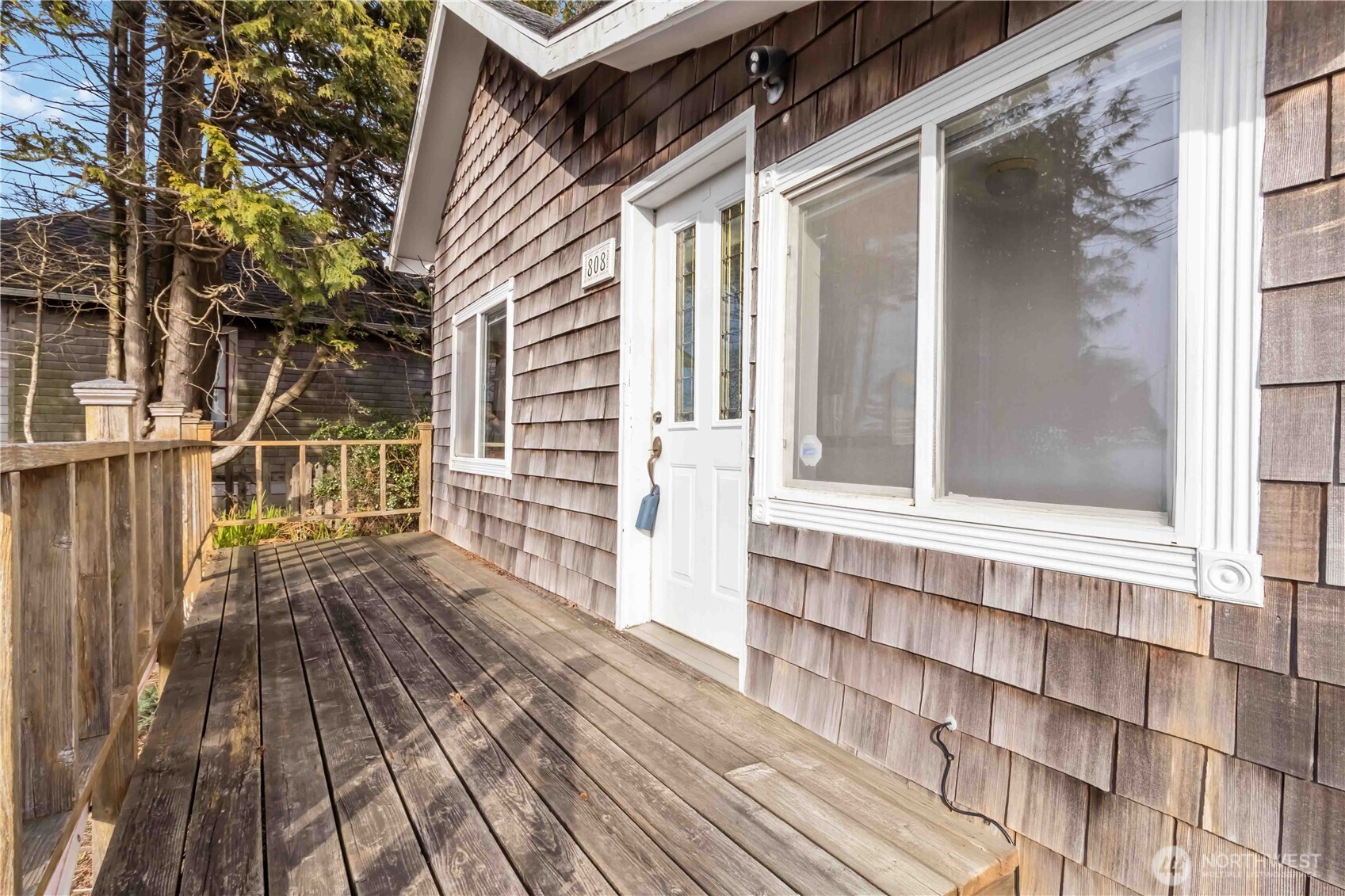 808 Pacific Avenue N