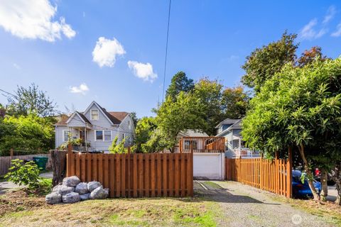 Photo of 2305 24th Avenue S, Seattle, WA 98144 (MLS # 2443588)