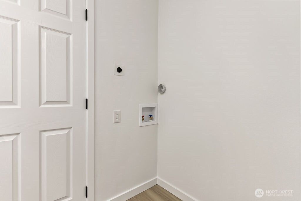 Photo of 25416 106th Avenue NW #D4, Kent, WA 98030 (MLS # 2510998)