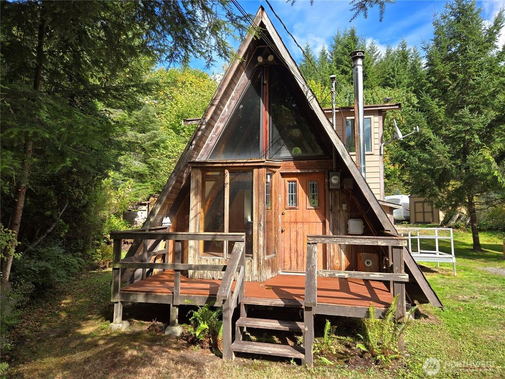 Photo of 23417 N River Drive, Granite Falls, WA 98252 (MLS # 2439839)
