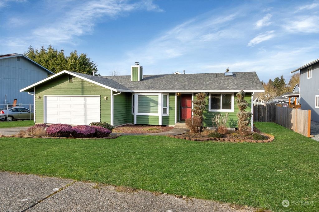 Photo of 2004 SW 353rd Place, Federal Way, WA 98023 (MLS # 2330802)