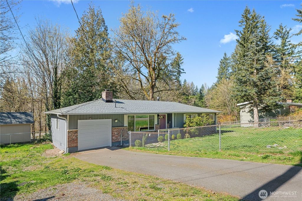 Photo of 28600 SE 226th Street, Maple Valley, WA 98038 (MLS # 2505598)