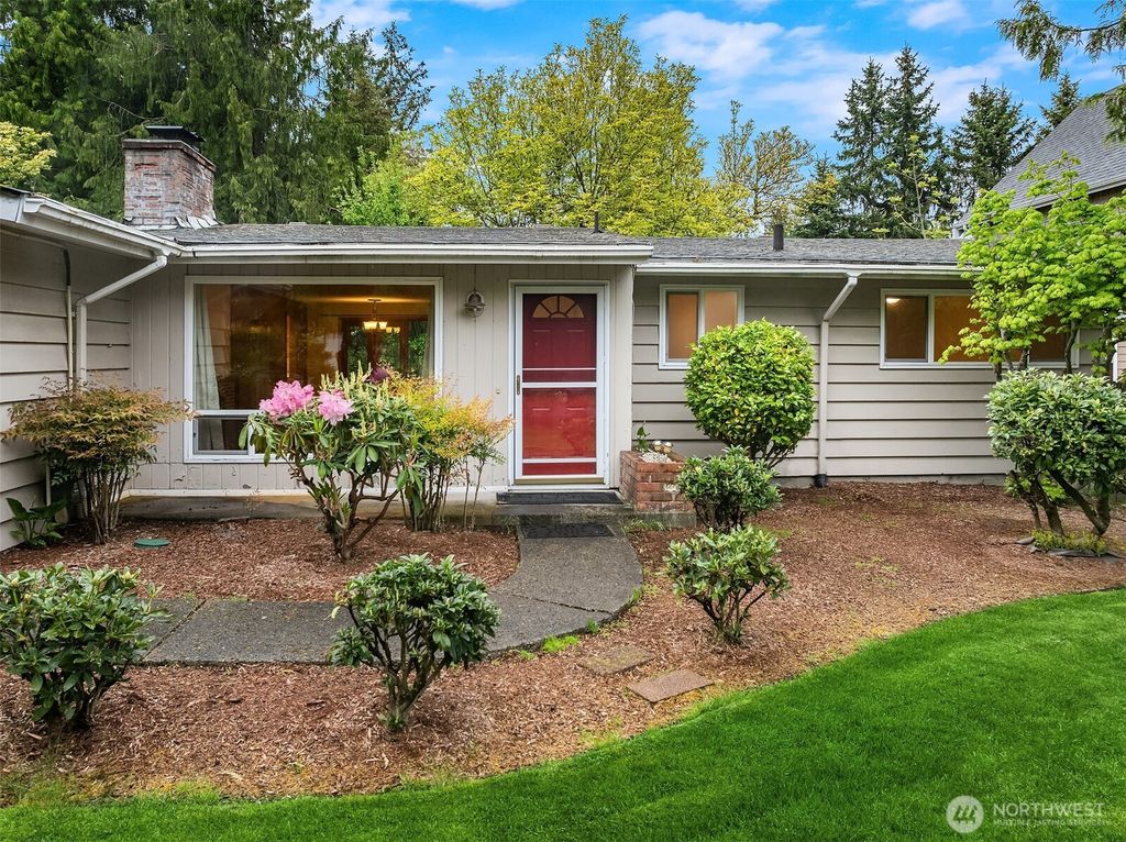 Photo of 10210 NE 23rd Street, Bellevue, WA 98004 (MLS # 2484860)