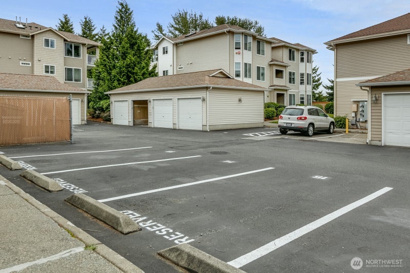 10025 9th Avenue W C302
