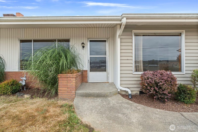 1579 Bishop Road