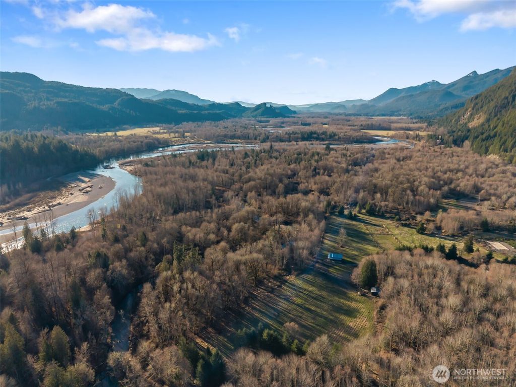 Photo of 11092 US Highway 12, Randle, WA 98937 (MLS # 2470447)