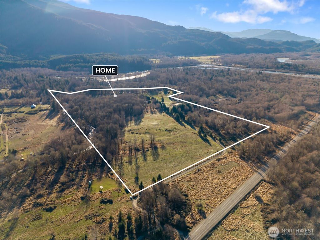 Photo of 11092 US Highway 12, Randle, WA 98937 (MLS # 2470447)