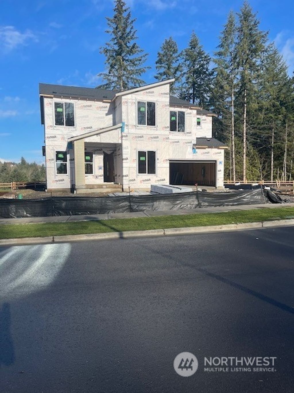 Photo of 3806 NE 27th Place #8, Renton, WA 98059 (MLS # 2000768)