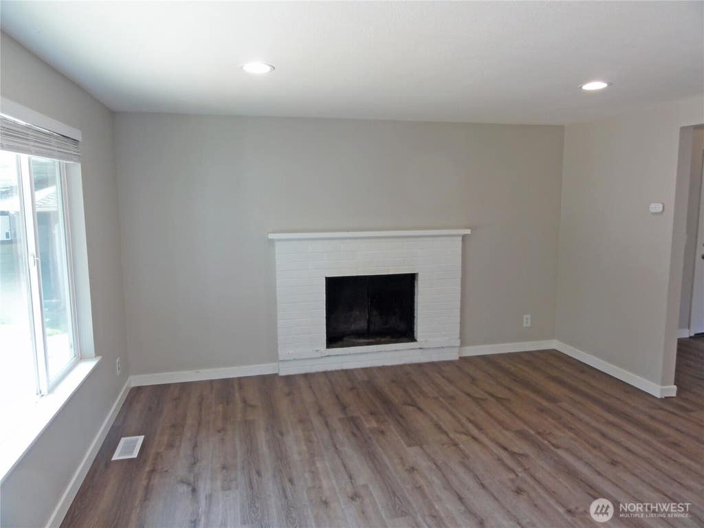 Photo of 3646 S 292nd Place, Auburn, WA 98001 (MLS # 2569112)