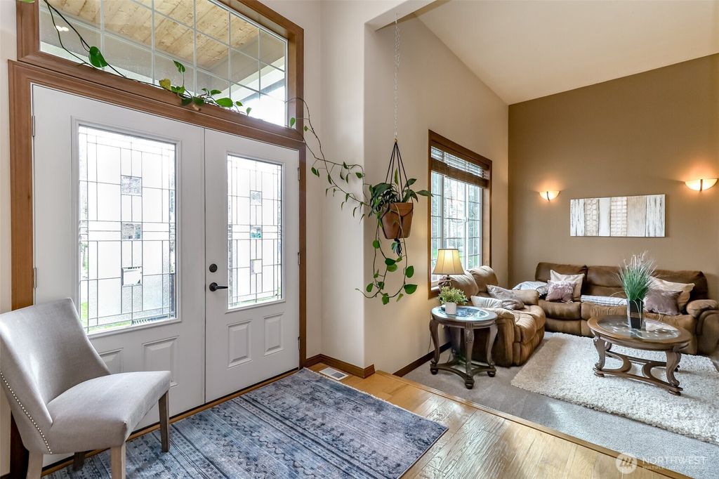 Photo of 21305 62ND Street Ct E, Lake Tapps, WA 98391 (MLS # 2487621)