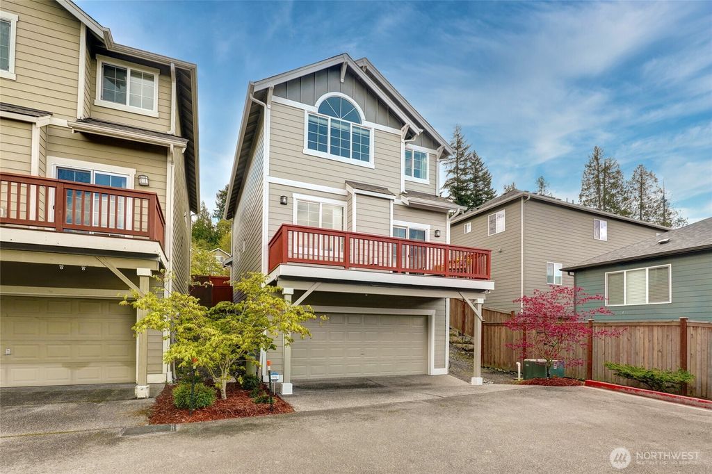 Photo of 24124 40th Avenue SE, Bothell, WA 98021 (MLS # 2513602)