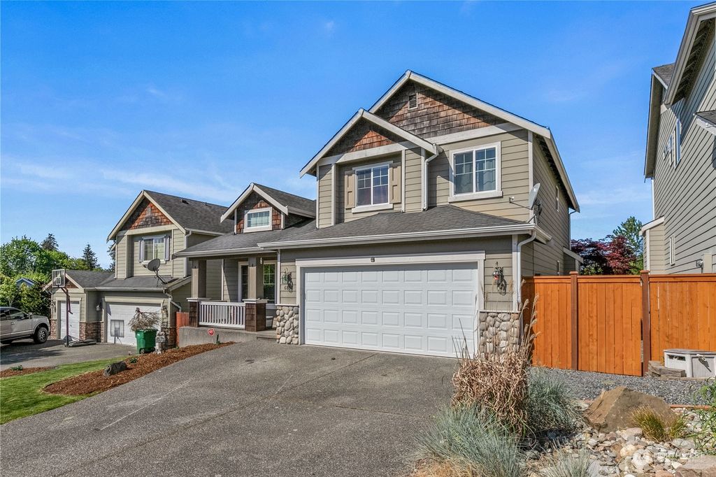Photo of 6808 85th Avenue NE, Marysville, WA 98270 (MLS # 2069463)