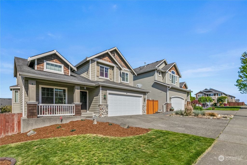 Photo of 6808 85th Avenue NE, Marysville, WA 98270 (MLS # 2069463)