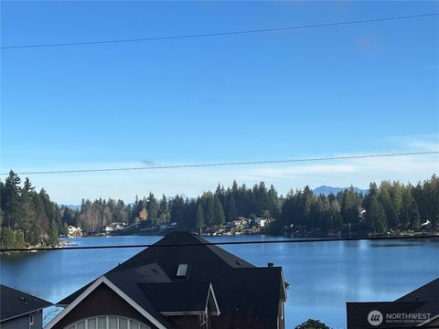 16226 Larch Way 1 & 2 Lynnwood WA 98087