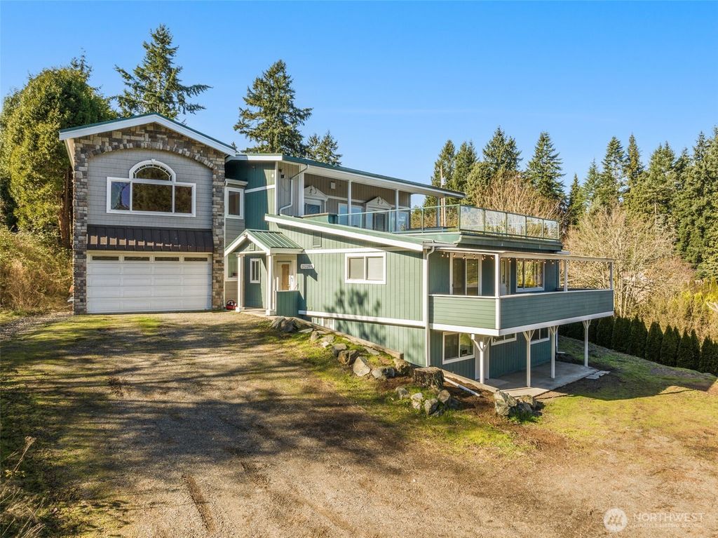 Photo of 16226 Larch Way Way #1 &amp; 2, Lynnwood, WA 98087 (MLS # 2463970)