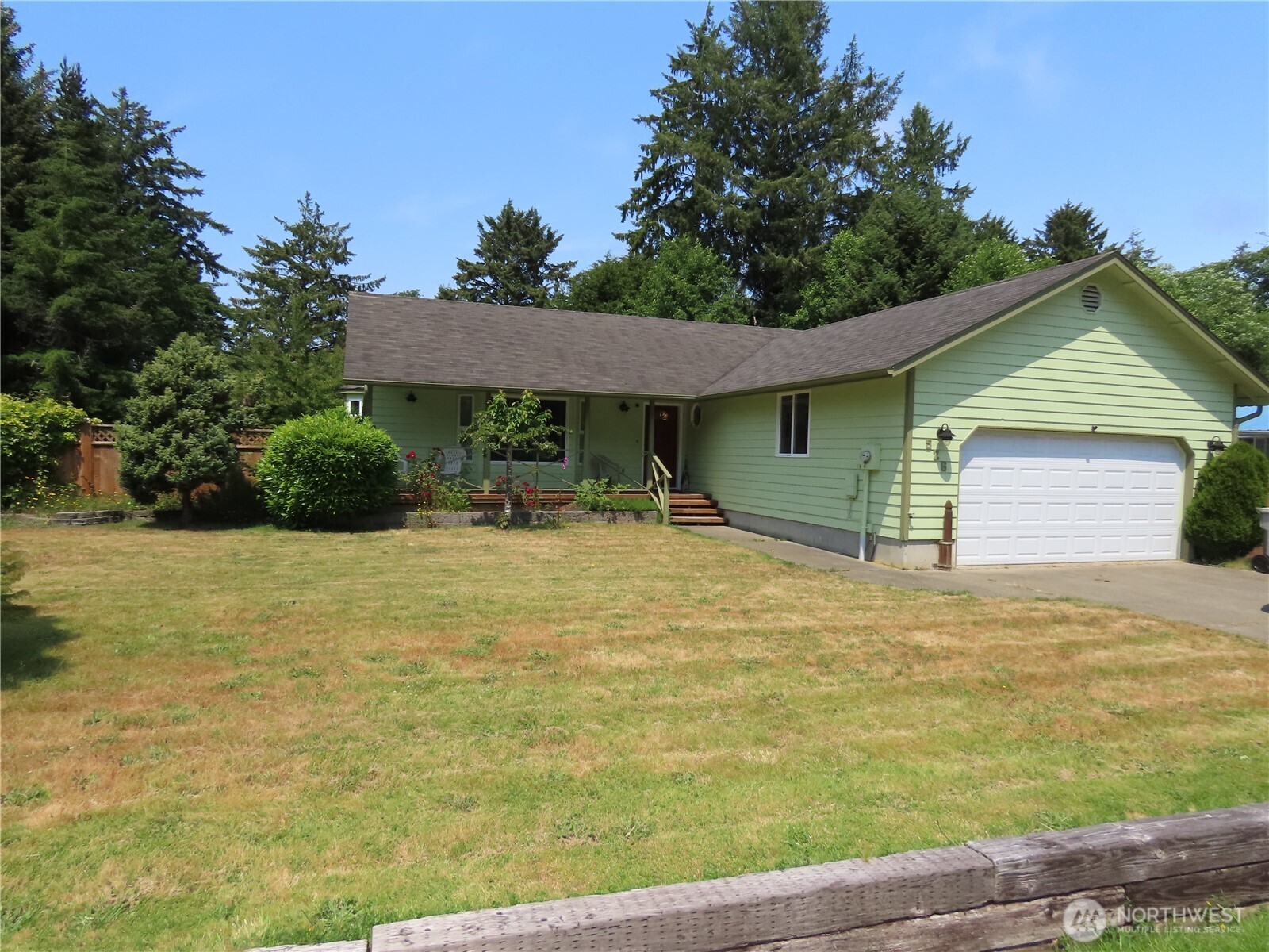 526 W Newell Avenue