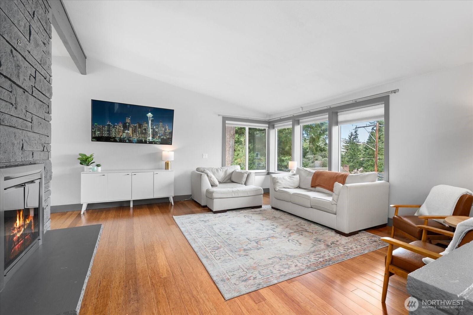 6205 NE 196th Street