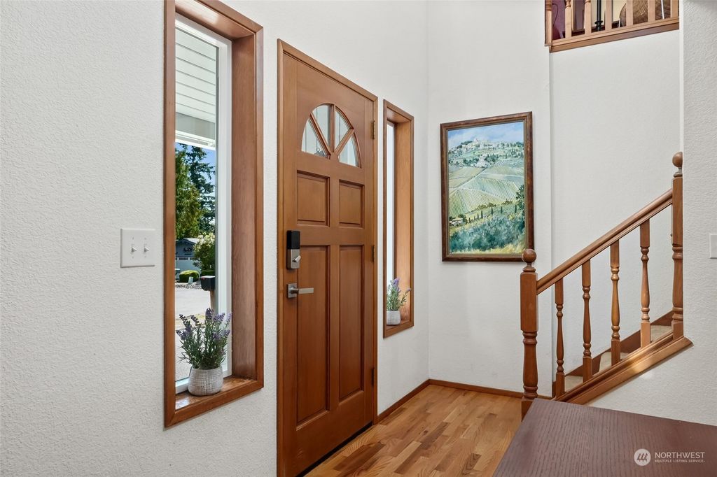 Photo of 14609 142nd Avenue SE, Renton, WA 98059 (MLS # 2307130)