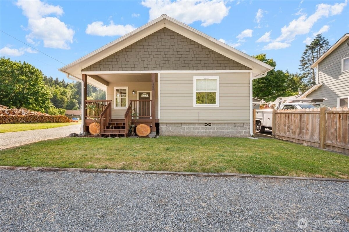 406 Long Street