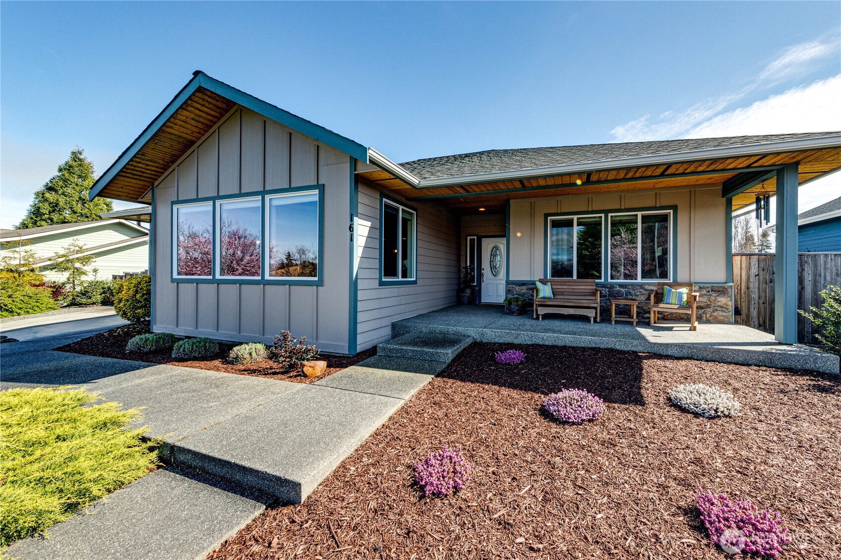161 Morgison Loop