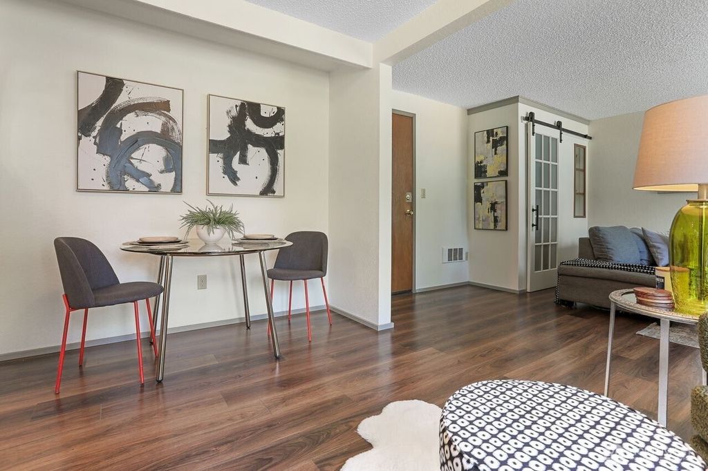 Photo of 500 N 149 Street #201, Shoreline, WA 98133 (MLS # 2416921)