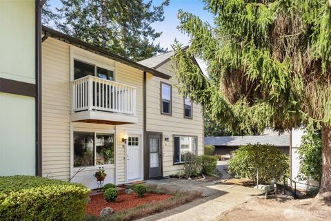 1717 150th Avenue SE Unit 18, Bellevue, WA 98007 - MLS#: 2352646