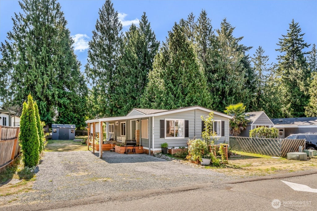 Photo of 9218 13th Place SE, Lake Stevens, WA 98258 (MLS # 2577336)