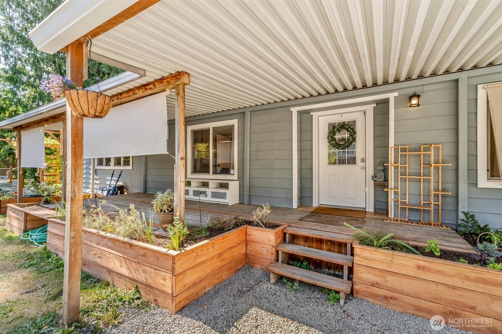 Photo of 9218 13th Place SE, Lake Stevens, WA 98258 (MLS # 2577336)